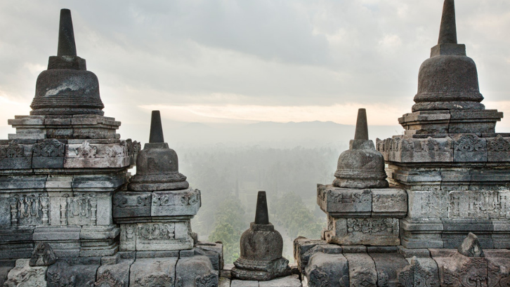 Gambar Bangunan Bersejarah - KibrisPDR