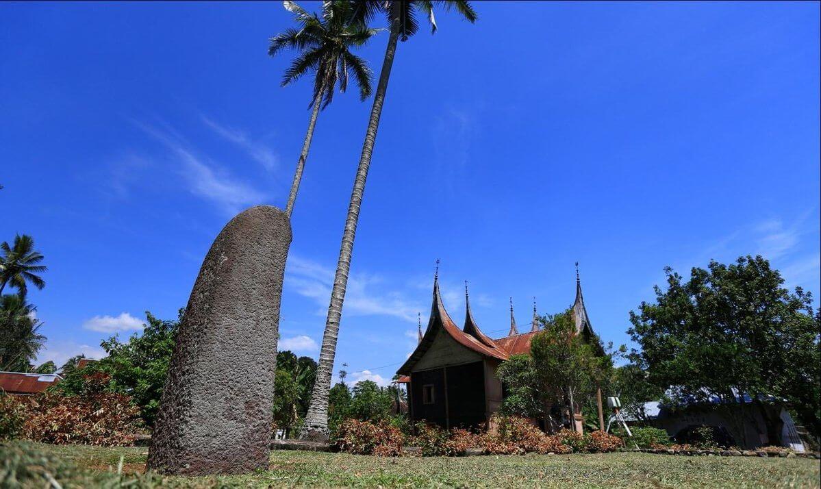 Detail Gambar Bangunan Menhir Nomer 23