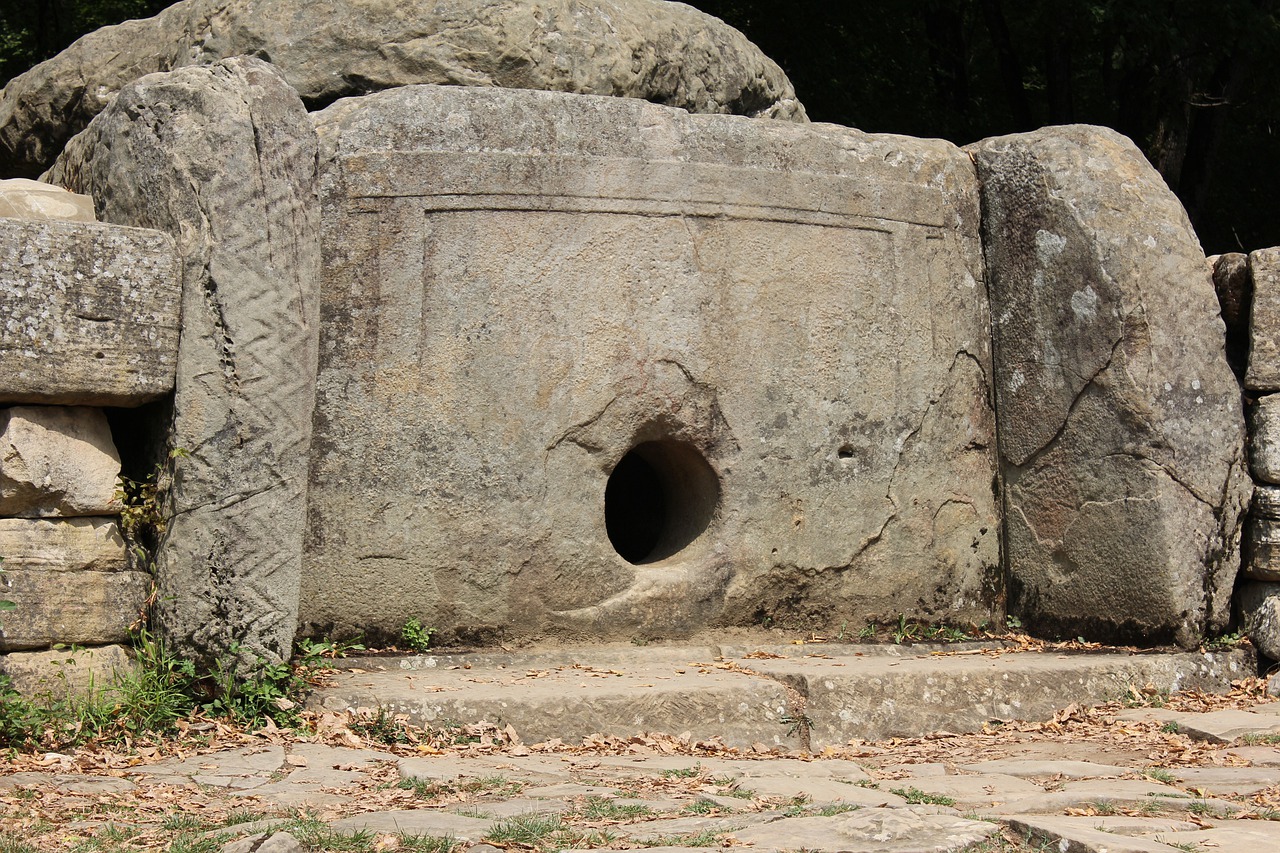 Detail Gambar Bangunan Menhir Nomer 31