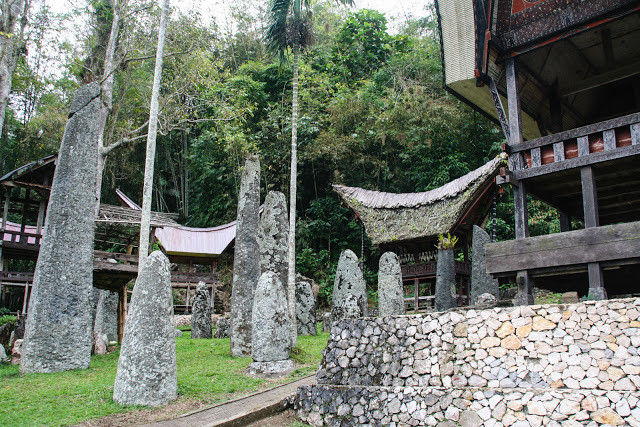 Detail Gambar Bangunan Menhir Nomer 43