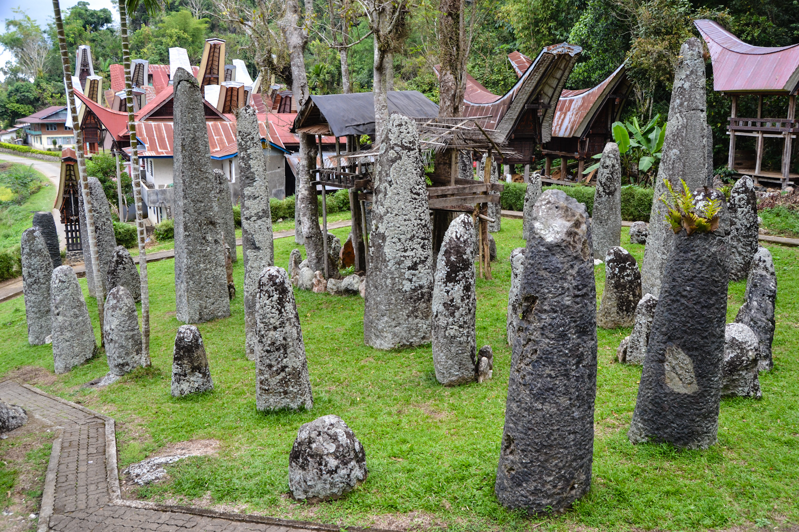 Detail Gambar Bangunan Menhir Nomer 10