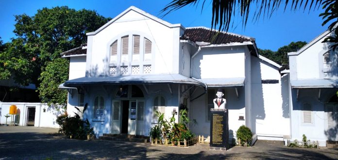 Detail Gambar Bangunan Museum Di Kota Probolinggo Nomer 9