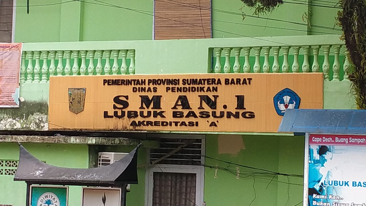 Detail Gambar Bangunan Sekolah Sma Negeri 1 Kota Solok Nomer 45