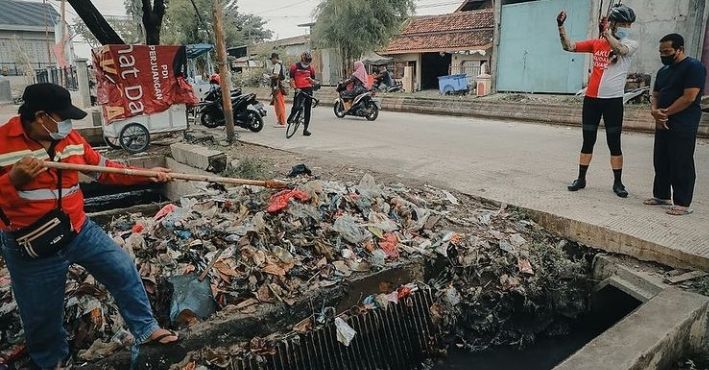 Detail Gambar Banjir Akibat Sampah Nomer 54