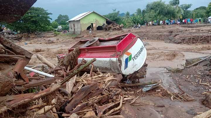 Detail Gambar Banjir Bandang Nomer 17