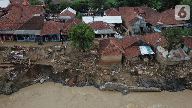 Detail Gambar Banjir Dan Tanah Lonsor Nomer 17