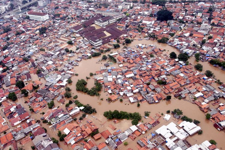 Detail Gambar Banjir Di Jakarta Nomer 48