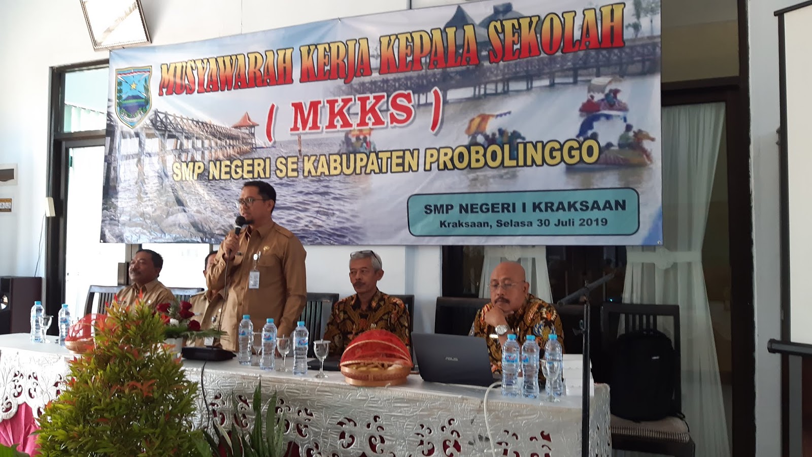 Detail Gambar Banner Pendidikan Kab Probolinggo Nomer 32