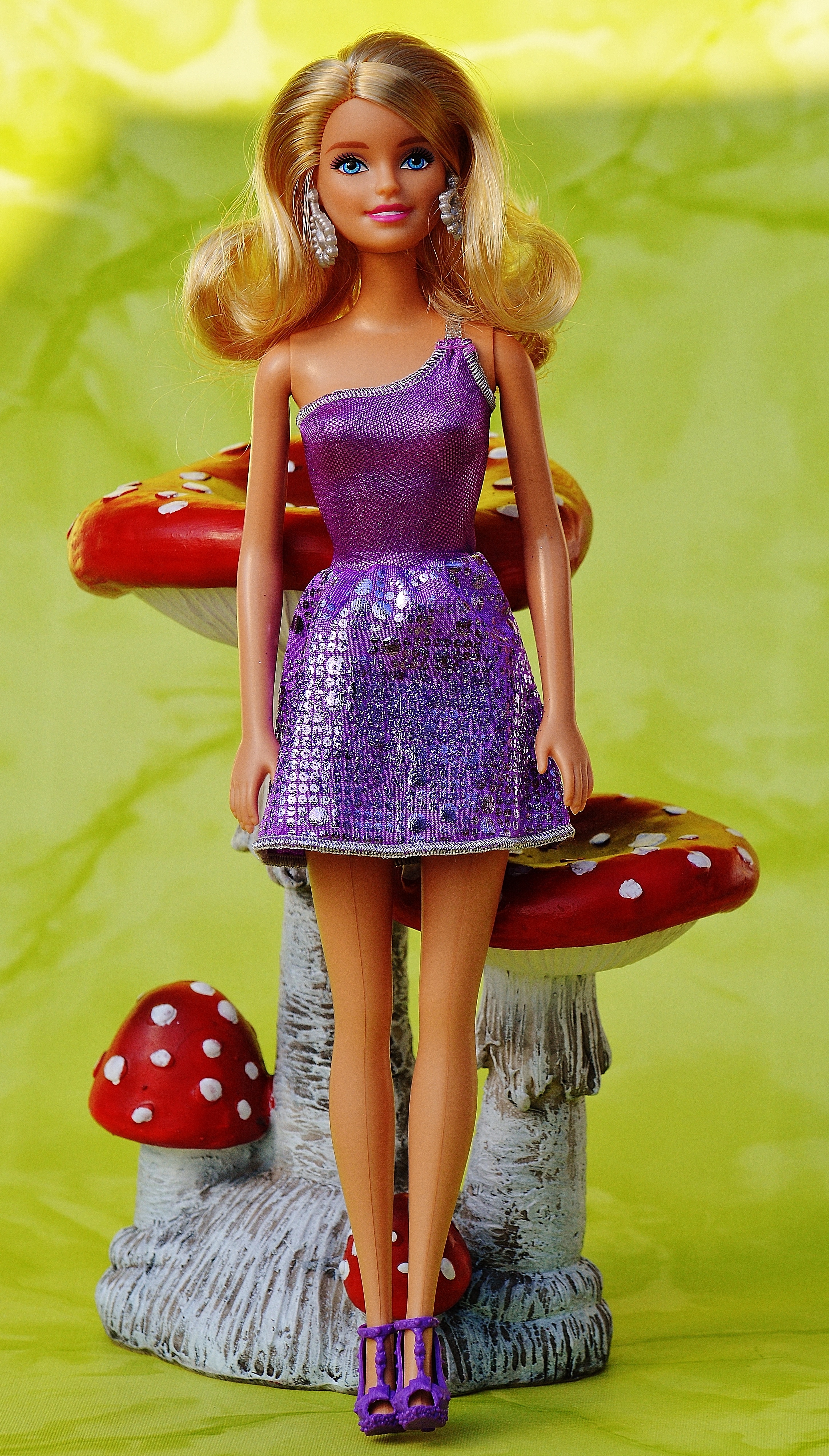 Detail Gambar Barbie Berwarna Nomer 31