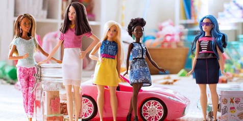 Detail Gambar Barbie Berwarna Nomer 35