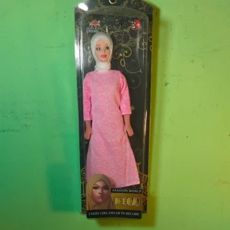 Detail Gambar Barbie Seram Nomer 37