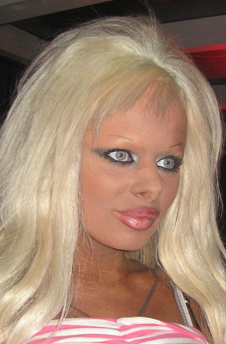 Detail Gambar Barbie Seram Nomer 6