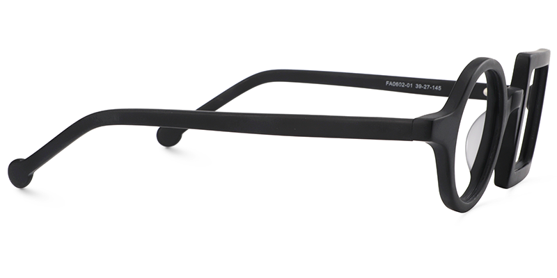 Detail Asymmetrische Brille Nomer 8