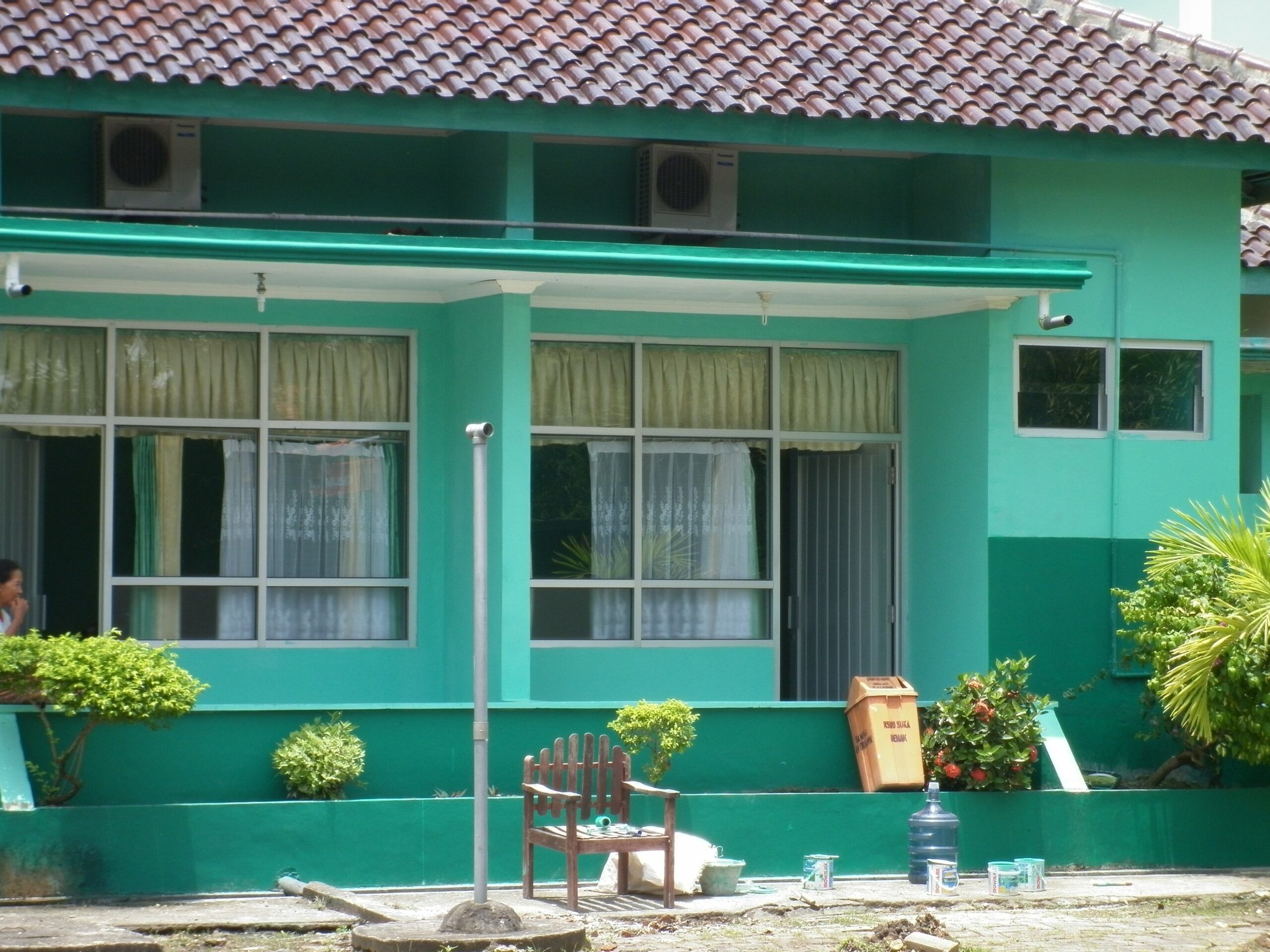 Detail Cat Rumah Warna Hijau Telur Asin Nomer 20