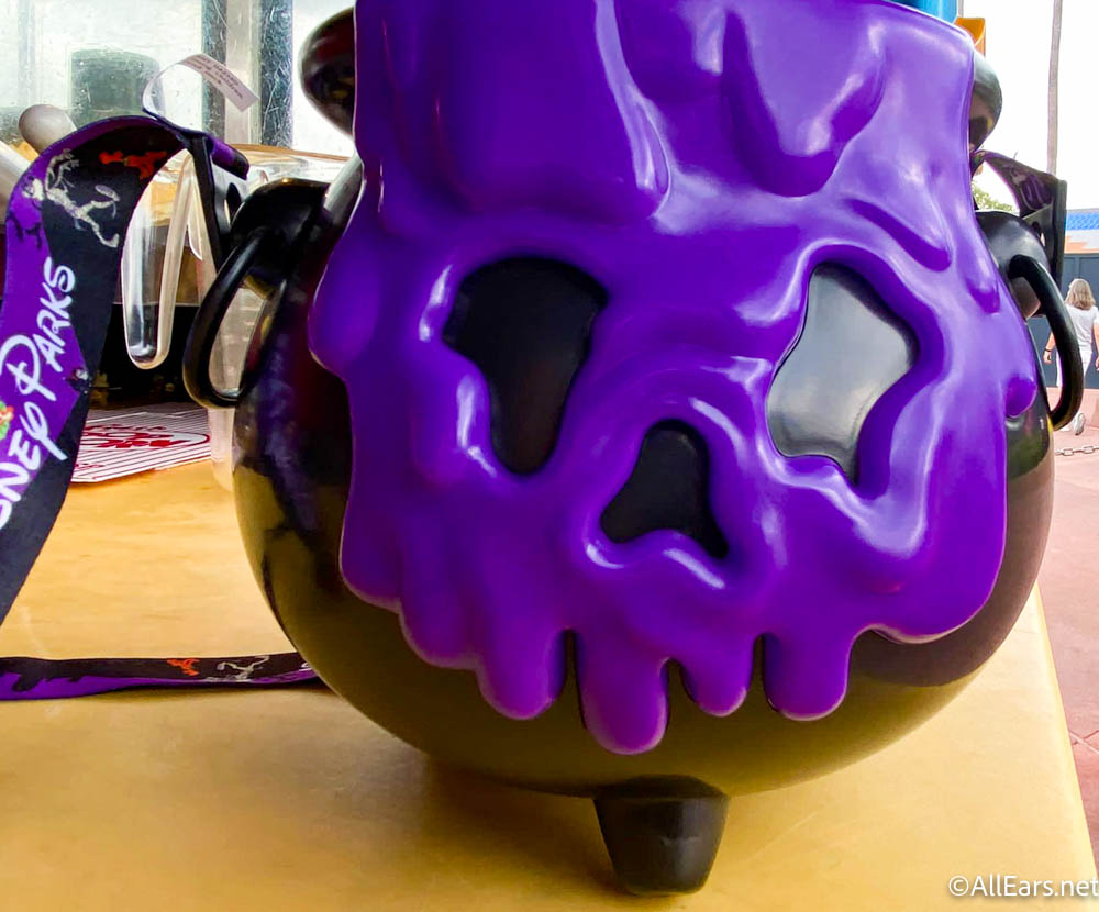 Detail Cauldron Popcorn Bucket Nomer 34