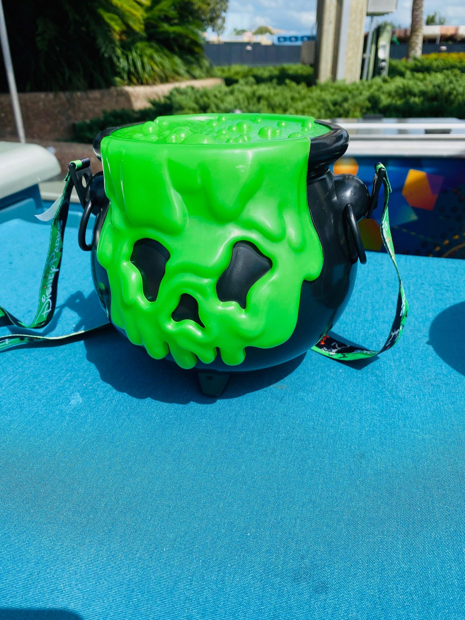 Detail Cauldron Popcorn Bucket Nomer 35