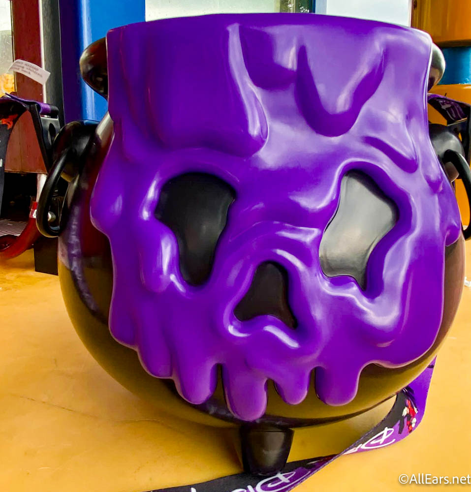Detail Cauldron Popcorn Bucket Nomer 38