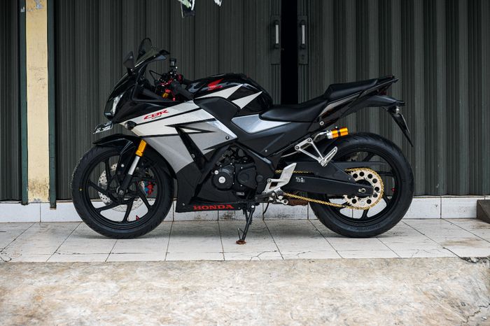 Download Cbr 150 Lama Modifikasi Nomer 5