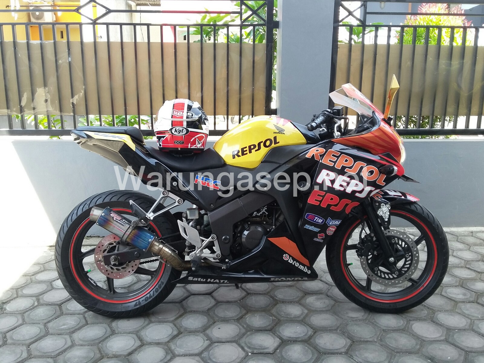 Detail Cbr 150 Lama Modifikasi Nomer 39