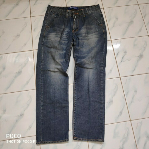 Detail Celana Jeans Rockstar Nomer 32