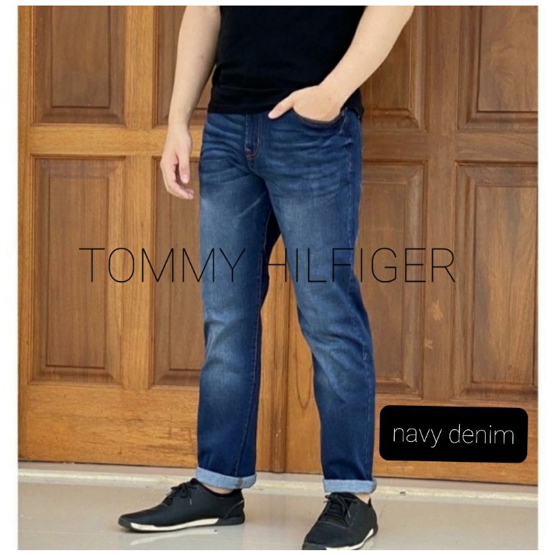 Detail Celana Jeans Tommy Hilfiger Nomer 33