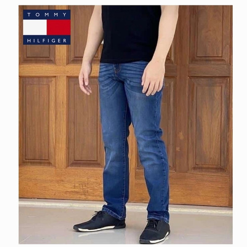 Detail Celana Jeans Tommy Hilfiger Nomer 54