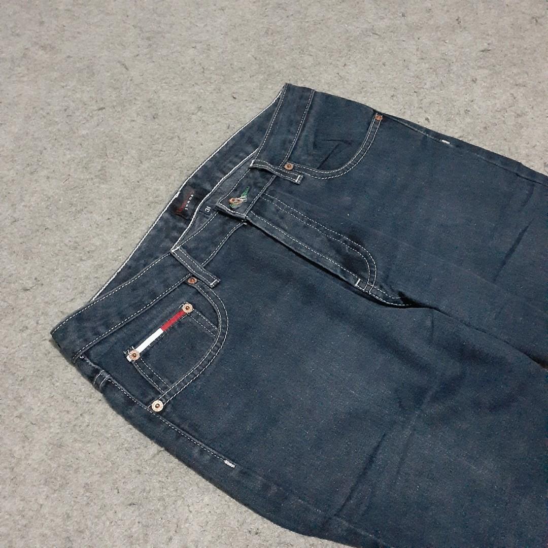 Detail Celana Jeans Tommy Hilfiger Nomer 10