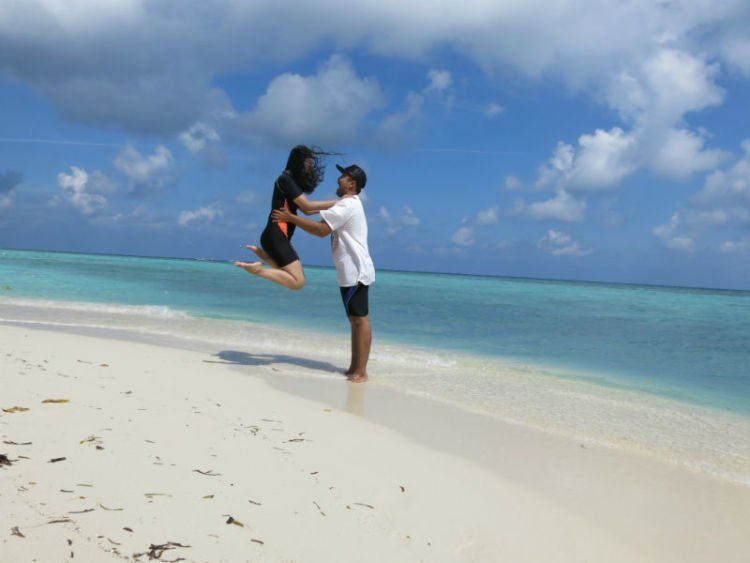 Detail Cerita Bulan Madu Romantis Di Pantai Nomer 14