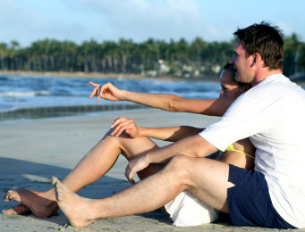 Detail Cerita Bulan Madu Romantis Di Pantai Nomer 7