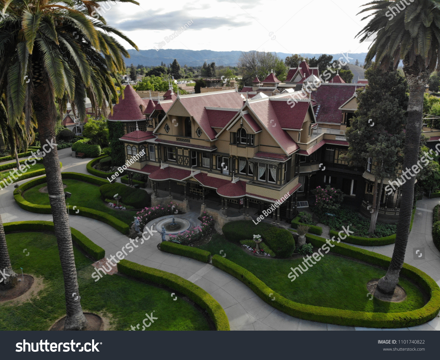 Detail Cerita Winchester Mystery House Nomer 52