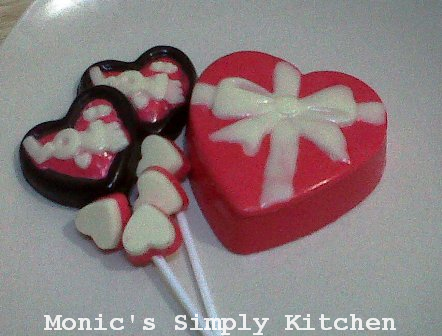 Detail Cetakan Coklat Valentine Nomer 4