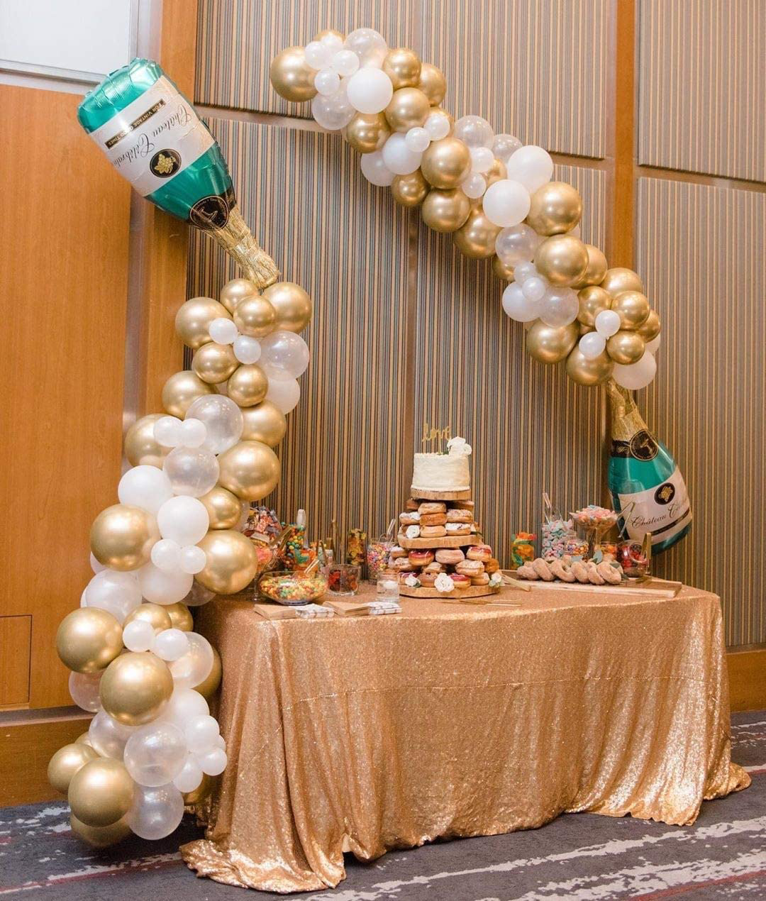 Detail Champagne Bottle Balloon Garland Nomer 18