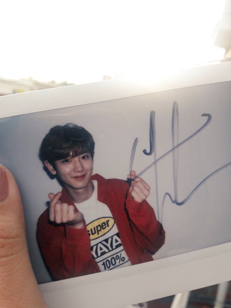 Detail Chanyeol Polaroid Nomer 10