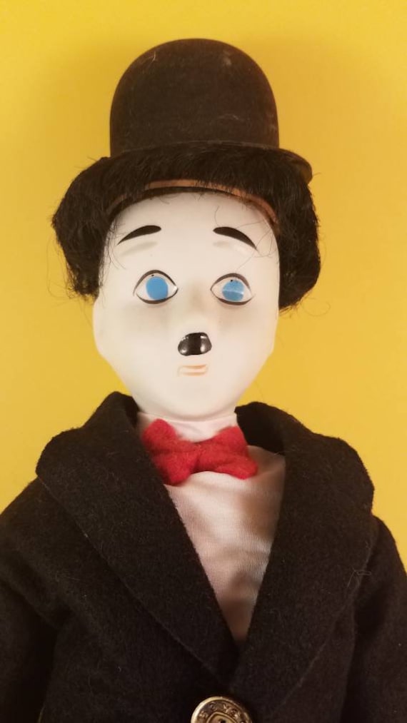 Detail Charlie Chaplin Doll Nomer 13