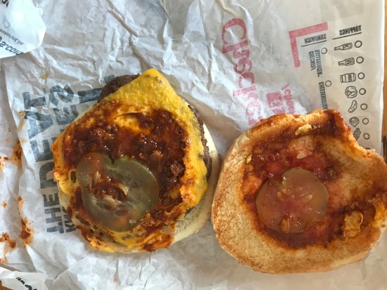 Checkers Chili Cheese Burger - KibrisPDR