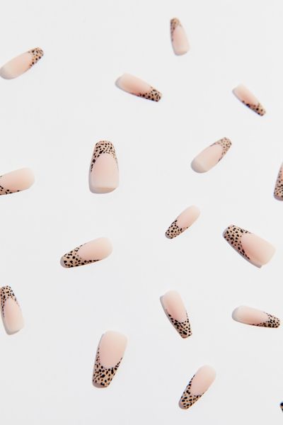 Detail Cheetah Almond Nails Nomer 41