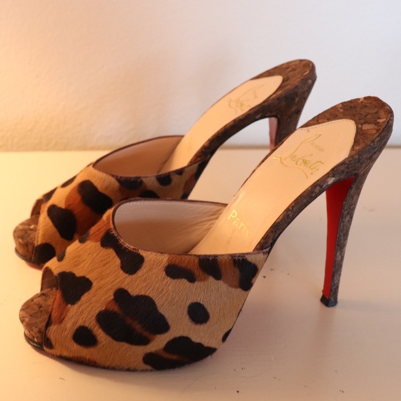 Detail Cheetah Christian Louboutin Nomer 18