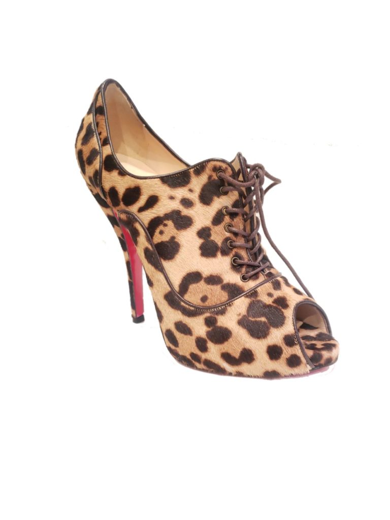 Detail Cheetah Christian Louboutin Nomer 28