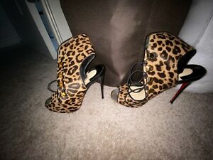 Detail Cheetah Christian Louboutin Nomer 37