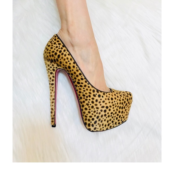 Detail Cheetah Louboutin Nomer 24