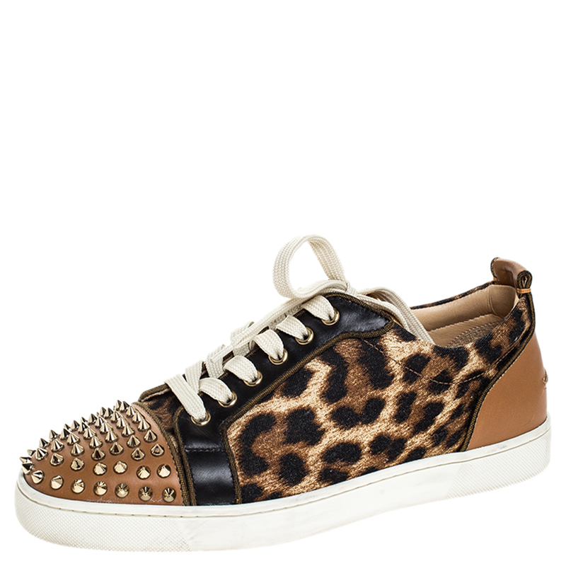 Detail Cheetah Print Christian Louboutin Shoes Nomer 22