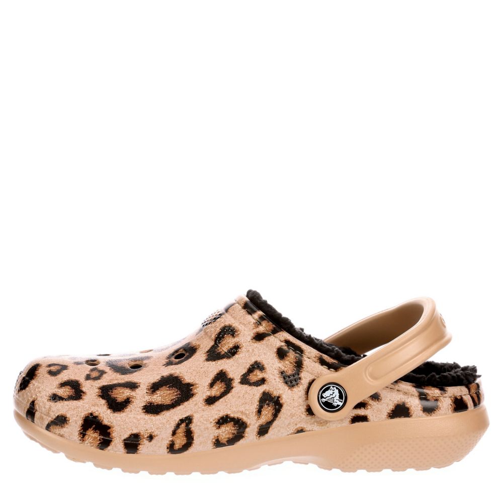 Detail Cheetah Print Crocs With Fur Nomer 30