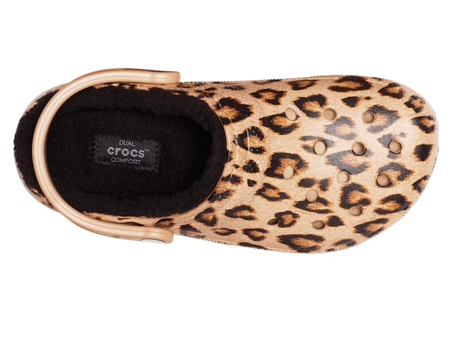 Detail Cheetah Print Crocs With Fur Nomer 5