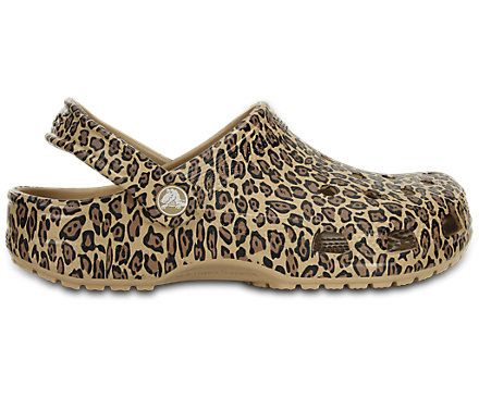 Detail Cheetah Print Crocs With Fur Nomer 52