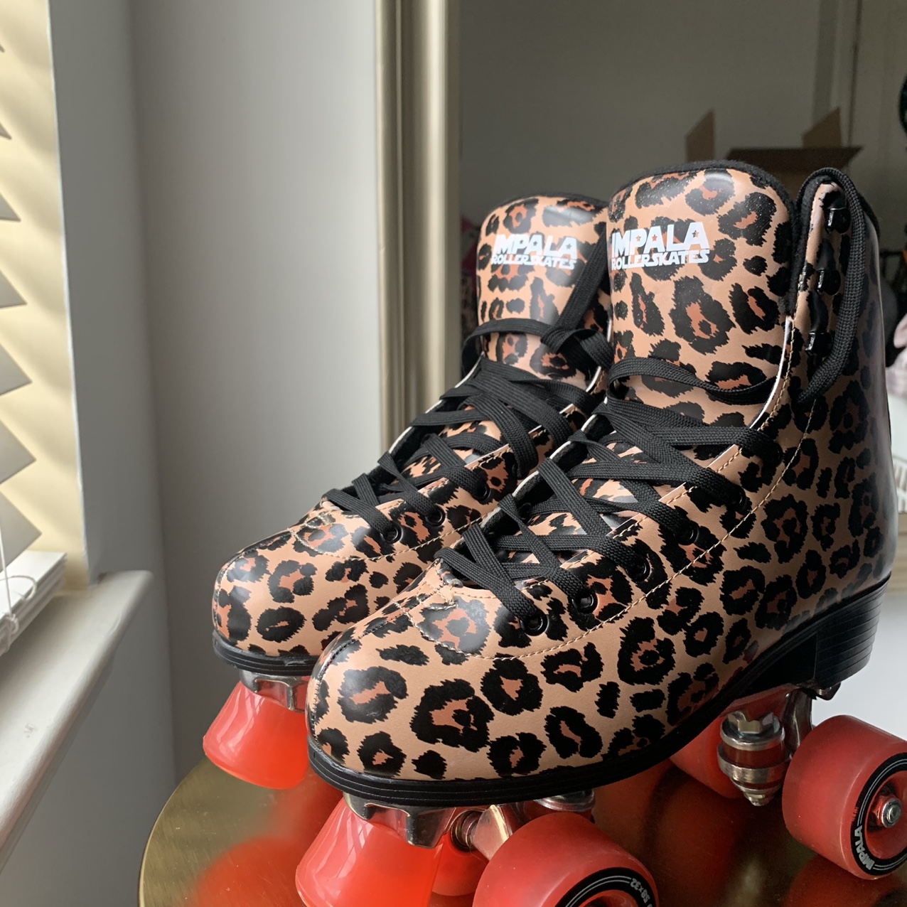 Detail Cheetah Print Skates Nomer 48