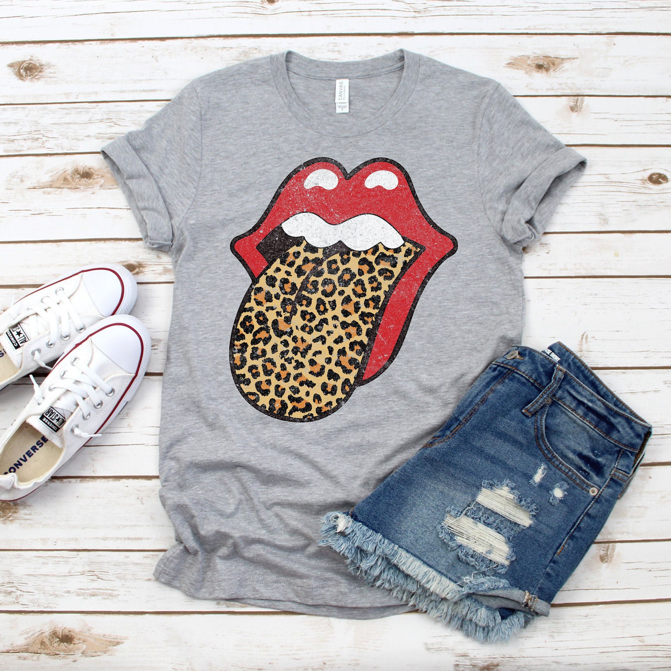 Detail Cheetah Print Tongue Shirt Nomer 41