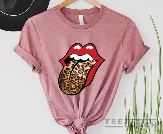 Detail Cheetah Print Tongue Shirt Nomer 53