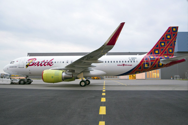 Detail Gambar Batik Air Nomer 22