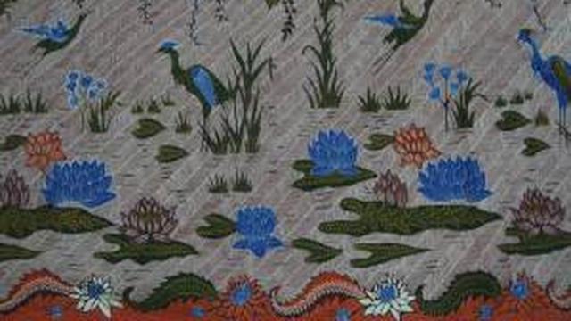 Detail Gambar Batik Bunga Dan Hewan Nomer 32