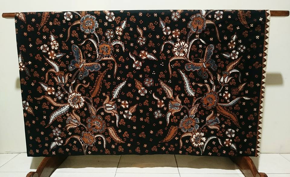 Detail Gambar Batik Non Geometris Nomer 33